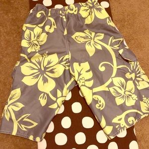 Old navy grey and lime green swim 🏊‍♂️ trunks